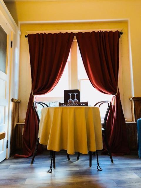 Hotel San Ramon Бисби Экстерьер фото
